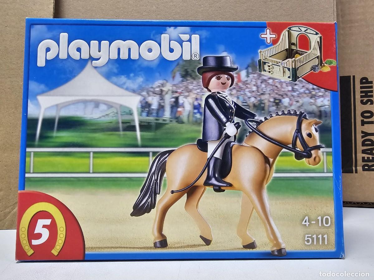 Playmobil: PLAYMOBIL 5111 CABALLO DE DEPORTE ALEM&Aacute;N CON ESTABLO VERDE Y BEIS, NUEVO, CERRADO, CAJA SELLADA