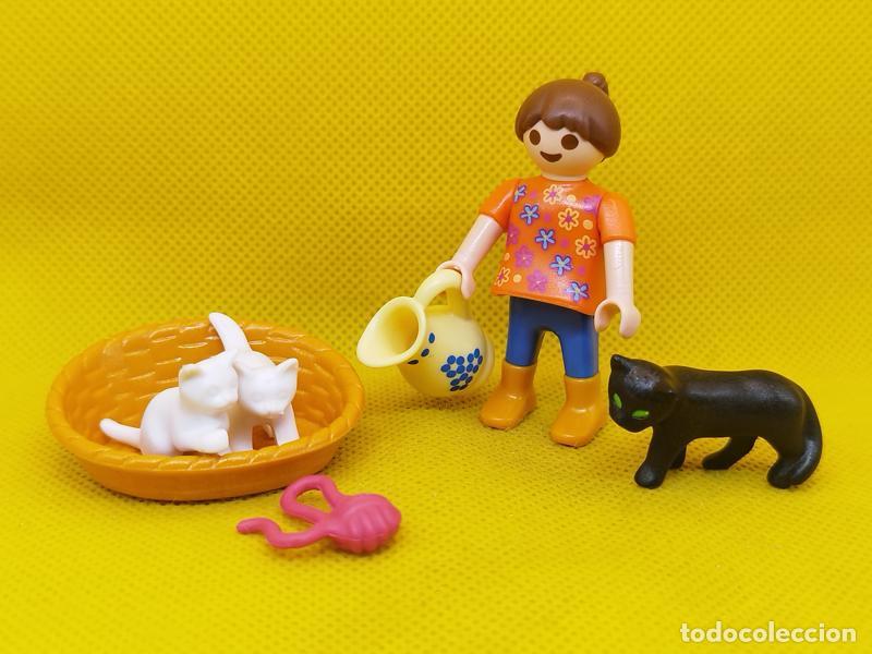 Playmobil: Playmobil Ni&ntilde;a con gatos
