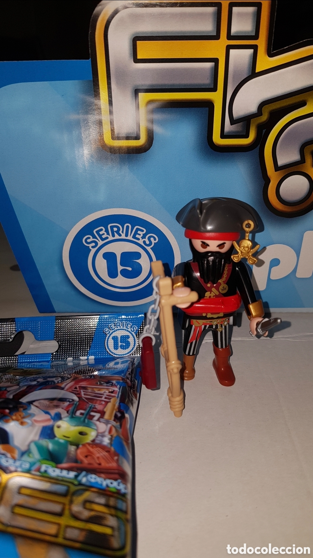 Playmobil: Figura playmobil serie 15 pirata pata de palo corsario Jack Sparrow sobre sorpresa