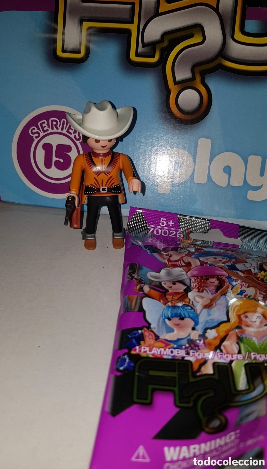 Playmobil: Figura playmobil serie 15 chica vaquera oeste sheriff mu&ntilde;eco colecci&oacute;n sobre sorpresa nuevo