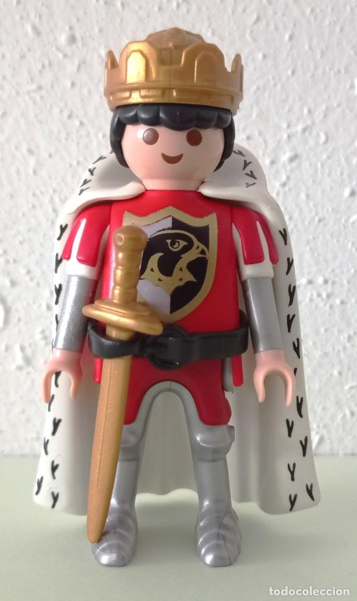 Playmobil: PLAYMOBIL. REY MEDIEVAL DE LOS CABALLEROS HALC&Oacute;N (2010)