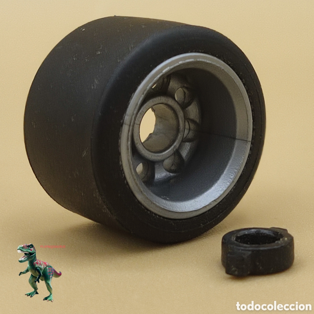 Playmobil: Playmobil rueda delantera peque&ntilde;a con tuerca negra barqueta formula 1 f1 coche 3738 neumatico llanta