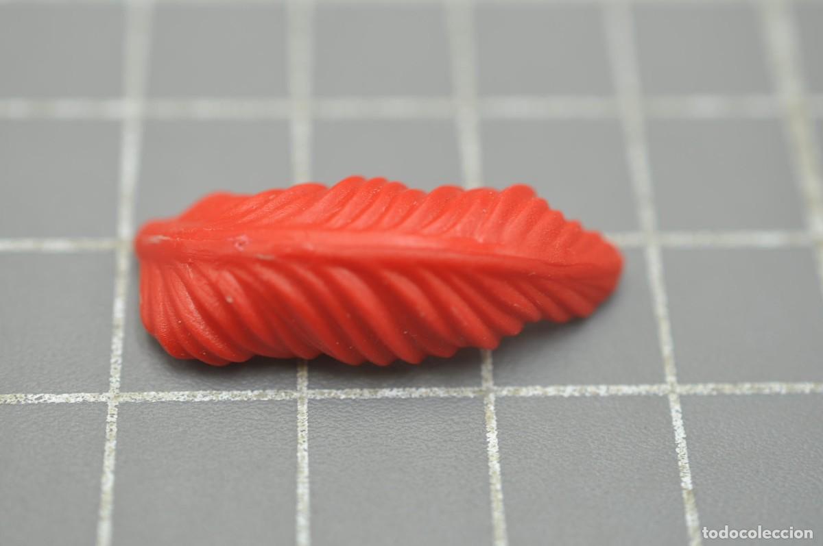Playmobil: CJ0519 Playmobil, pluma alargada roja