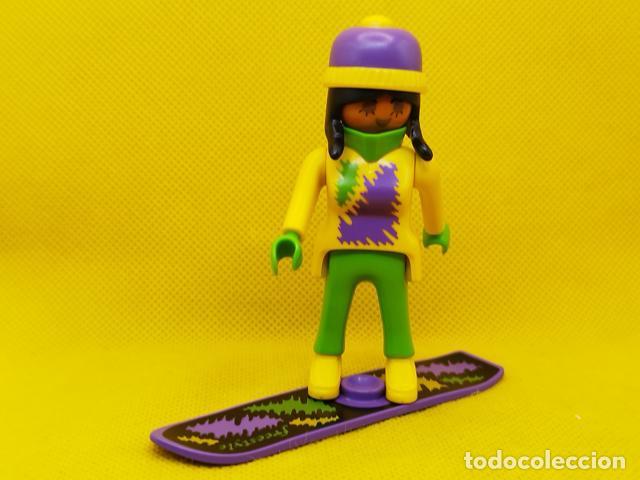 Playmobil: Playmobil Chica con tabla de snowboard REF 3683 - Foto 1