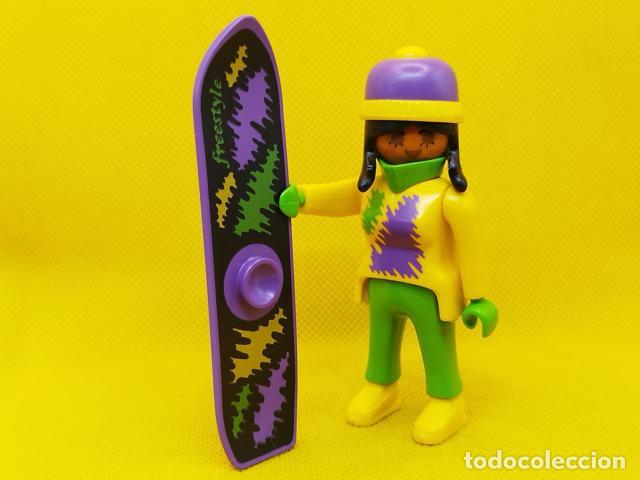 Playmobil: Playmobil Chica con tabla de snowboard REF 3683 - Foto 2
