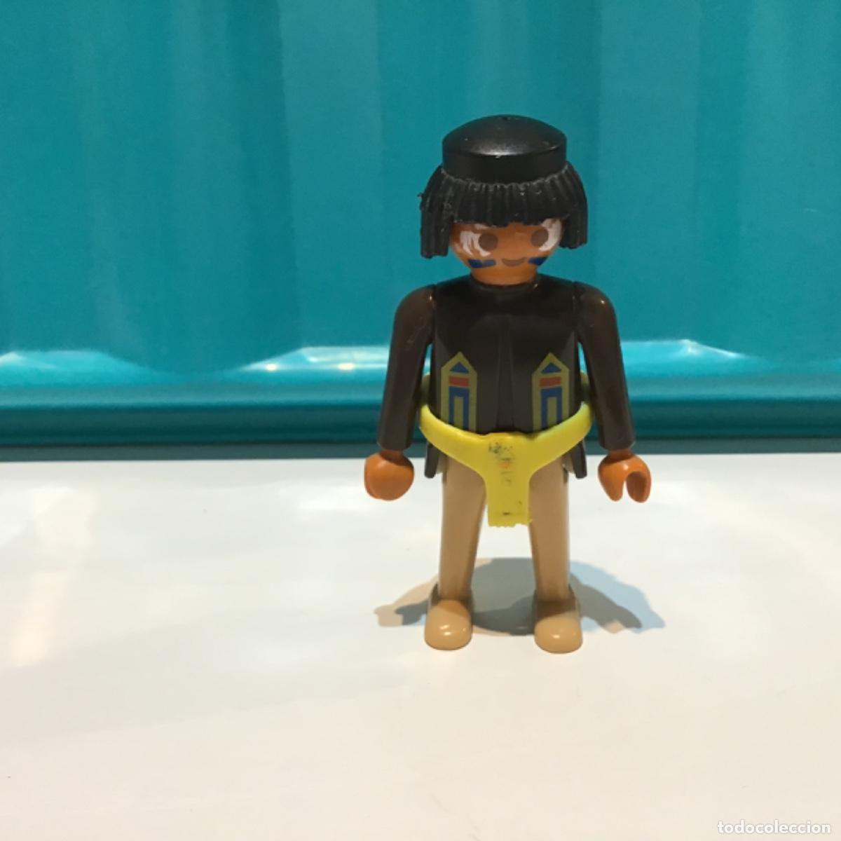 Playmobil: Playmobil Mu&ntilde;eco indio. A77 - Foto 1