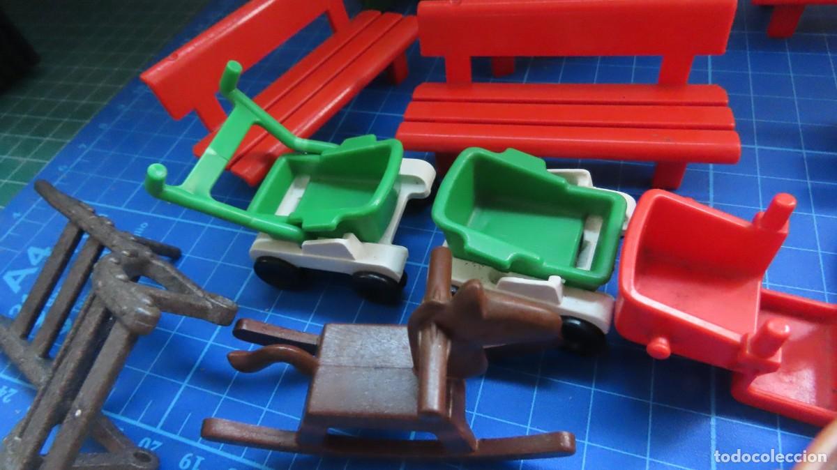 Playmobil: playmobil bancos y accesorios varios - Foto 5