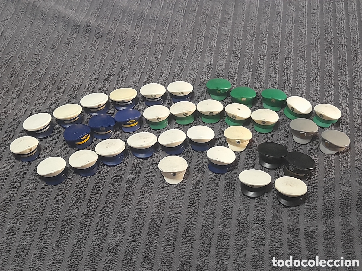 Playmobil: PLAYMOBIL. LOTE DE GORRAS DE PLATO. - Foto 1