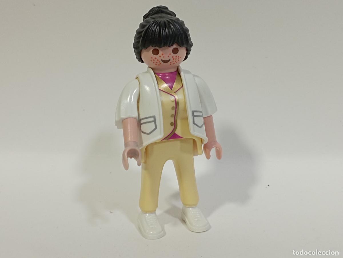 Playmobil: PLAYMOBIL FIGURA MUJER - Foto 1
