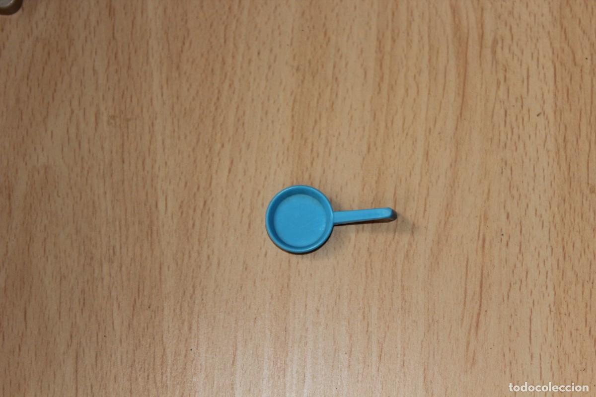 Playmobil: Accesorio Playmobil sart&eacute;n azul - Foto 1
