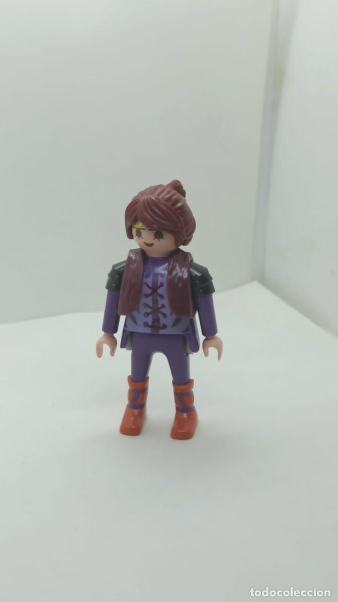Playmobil: Figura playmobil modelo 11 chica vikinga