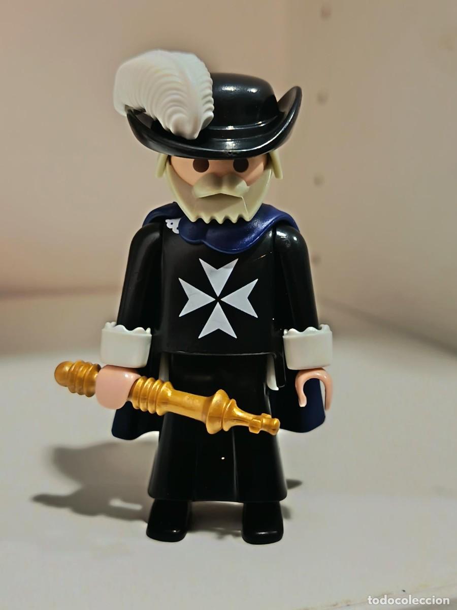 Playmobil: PLAYMOBIL MALTES CON CAPA AZUL - 21/8/25