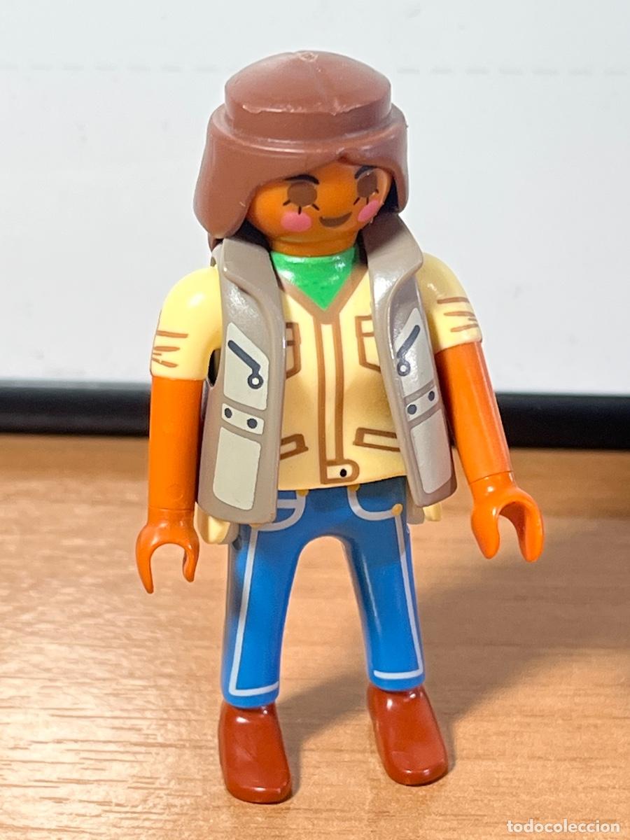 Playmobil: Figura mu&ntilde;eco mujer excursionista Playmobil Complemento Accesorio