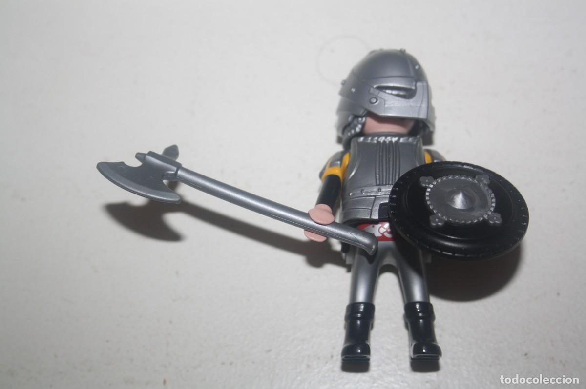 Playmobil: PLAYMOBIL FIGURA MEDIEVAL - Foto 1