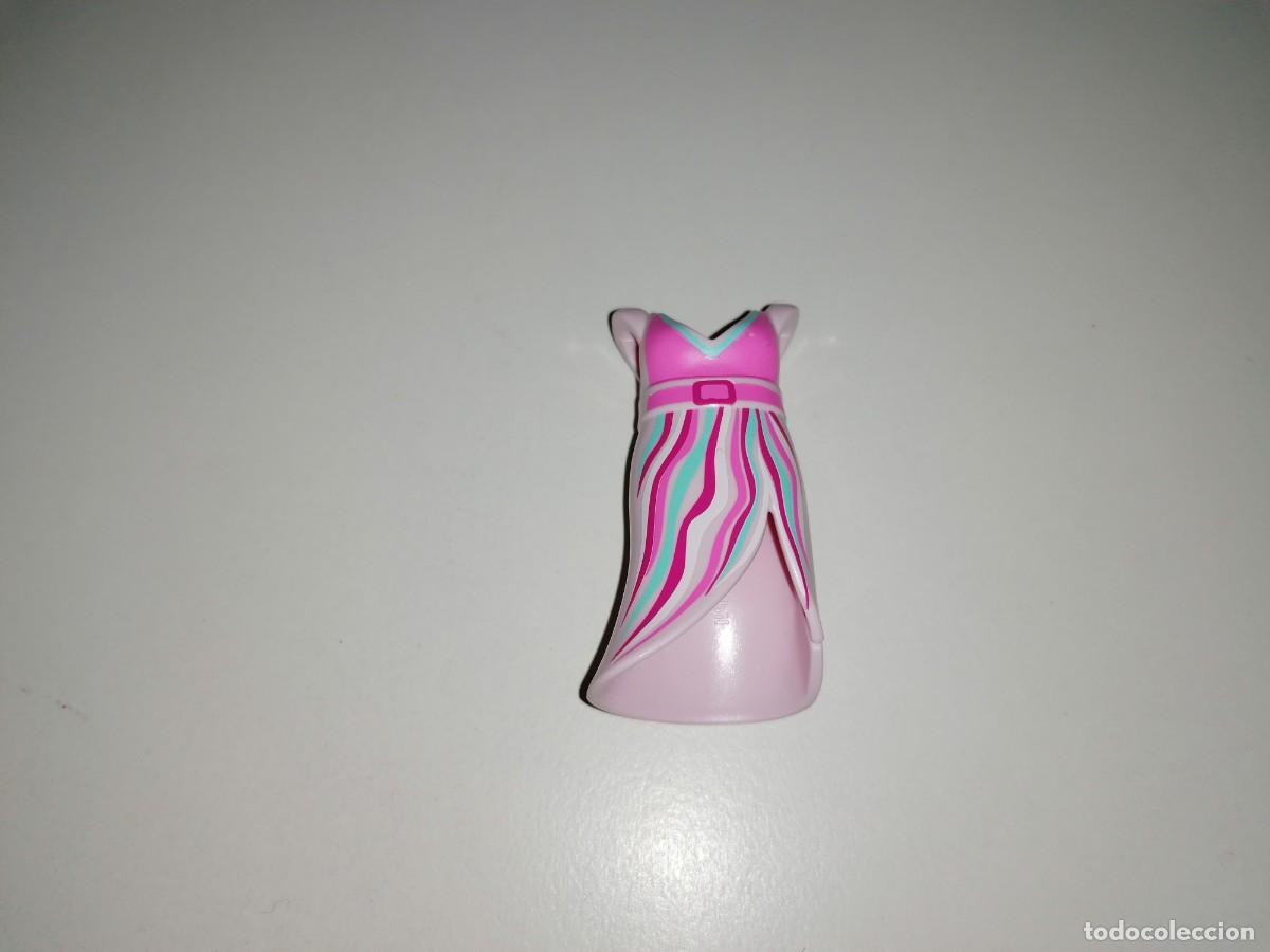 Playmobil: Playmobil Vestido Largo Buen Estado