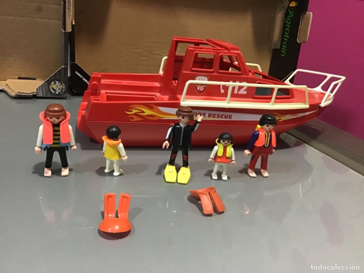 Playmobil: Barco rescate playmobil y 5 figuras - Foto 2