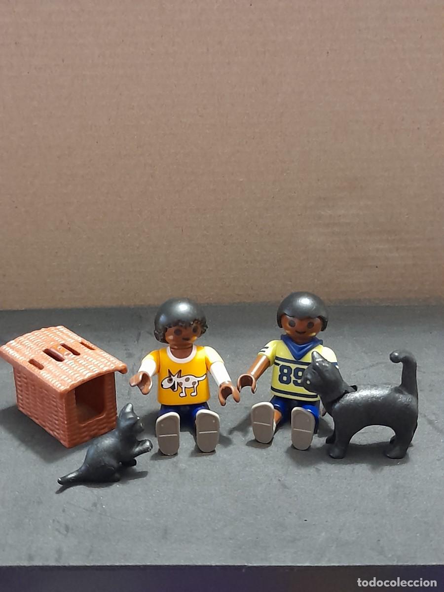 Playmobil: Playmobil animales figuras, ni&ntilde;os con gatitos negros