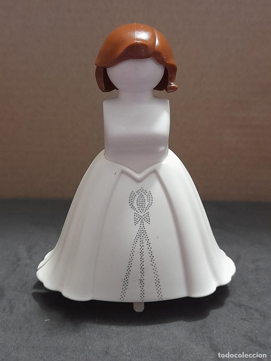 Playmobil: Playmobil accesorios, maniqu&iacute; con falda blanca y pelo casta&ntilde;o