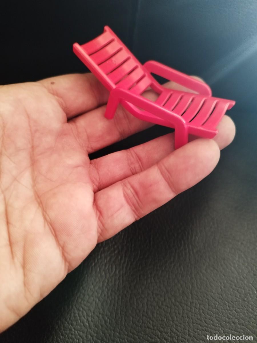 Playmobil: Figura playmobil, tumbona, hamaca, silla de playa o piscina.