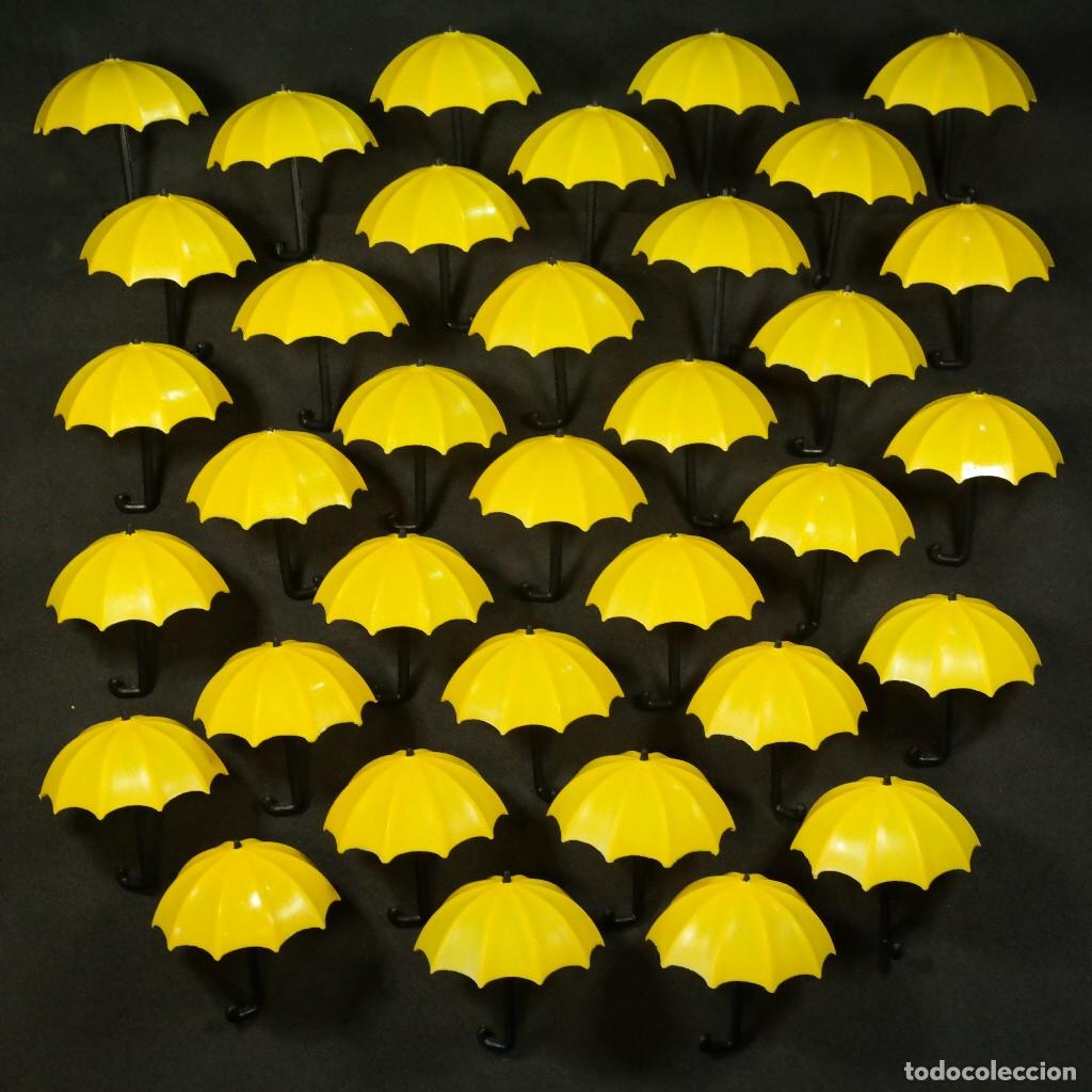 Playmobil: Playmobil paraguas amarillos antiguos☼