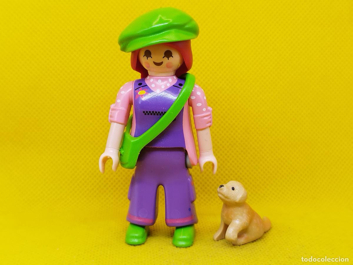 Playmobil: Playmobil Chica de &eacute;poca con cachorro