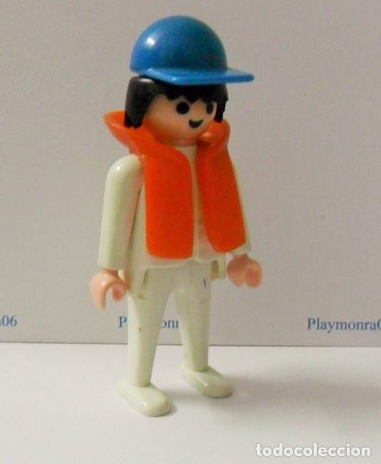 Playmobil: PLAYMOBIL P209 * PERSONAJE FIGURA HOMBRE JOVEN CON GORRA VISERA Y SALVAVIDAS