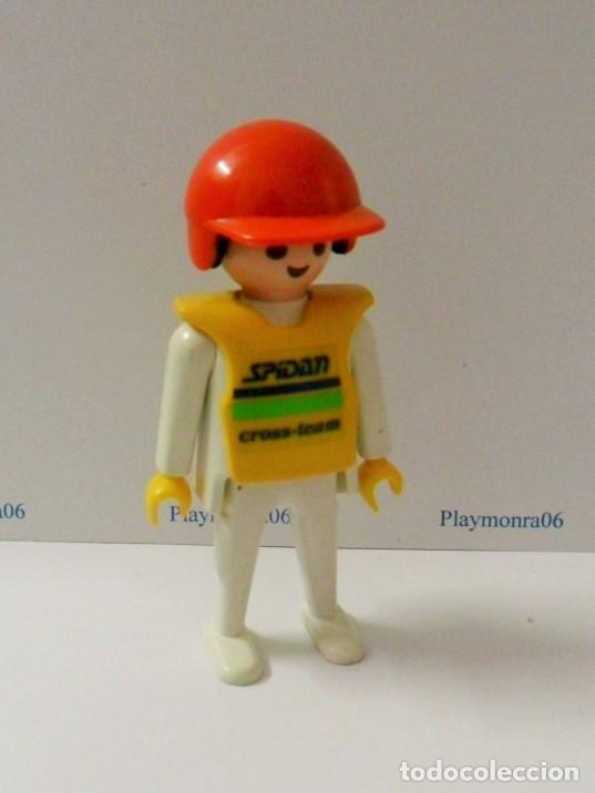 Playmobil: PLAYMOBIL P209 * PERSONAJE FIGURA HOMBRE PILOTO CON CASCO