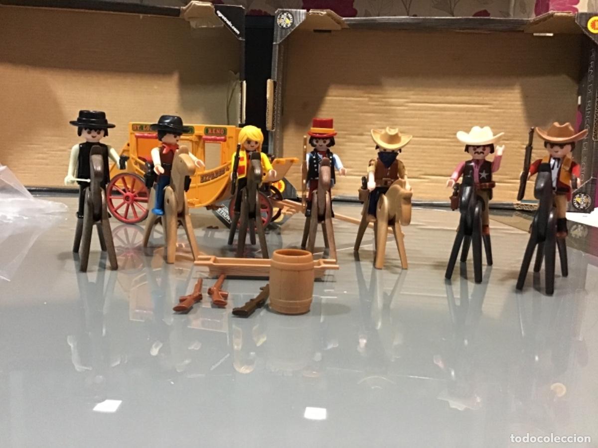 Playmobil: 7 Vaqueros playmobil a caballo - Foto 1