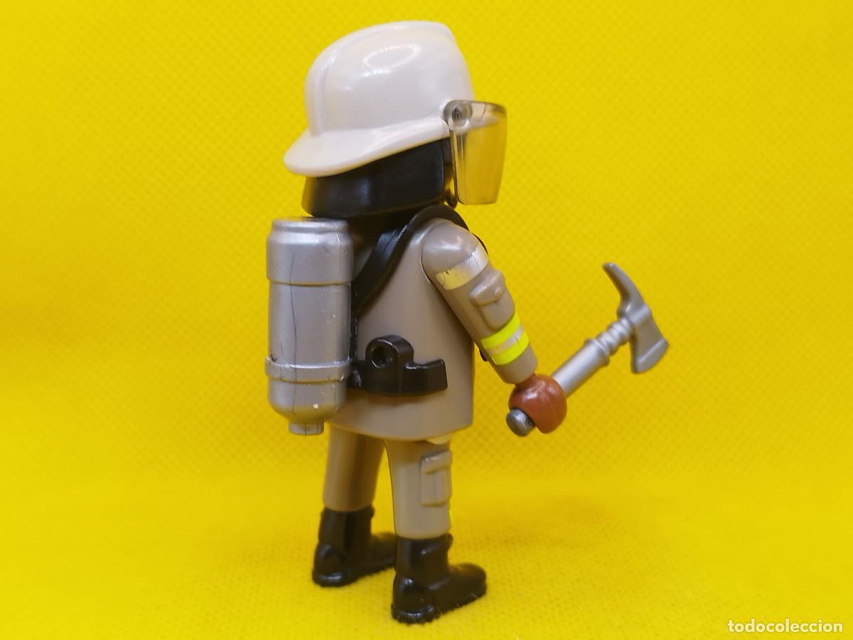 Playmobil: Playmobil Bombero con hacha - Foto 3