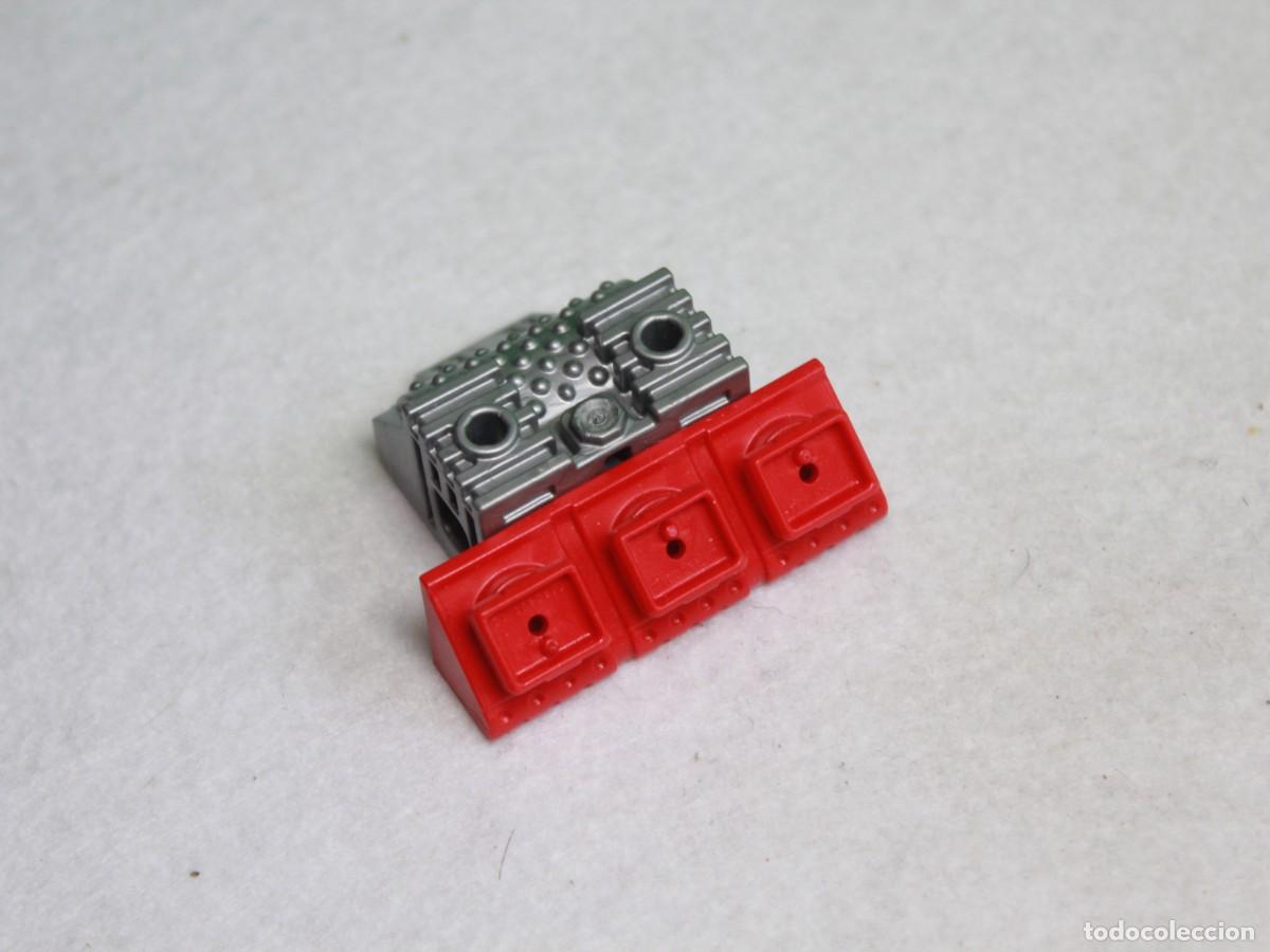 Playmobil: M&oacute;dulo t&eacute;cnico gris con panel rojo Playmobil accesorio - Foto 1