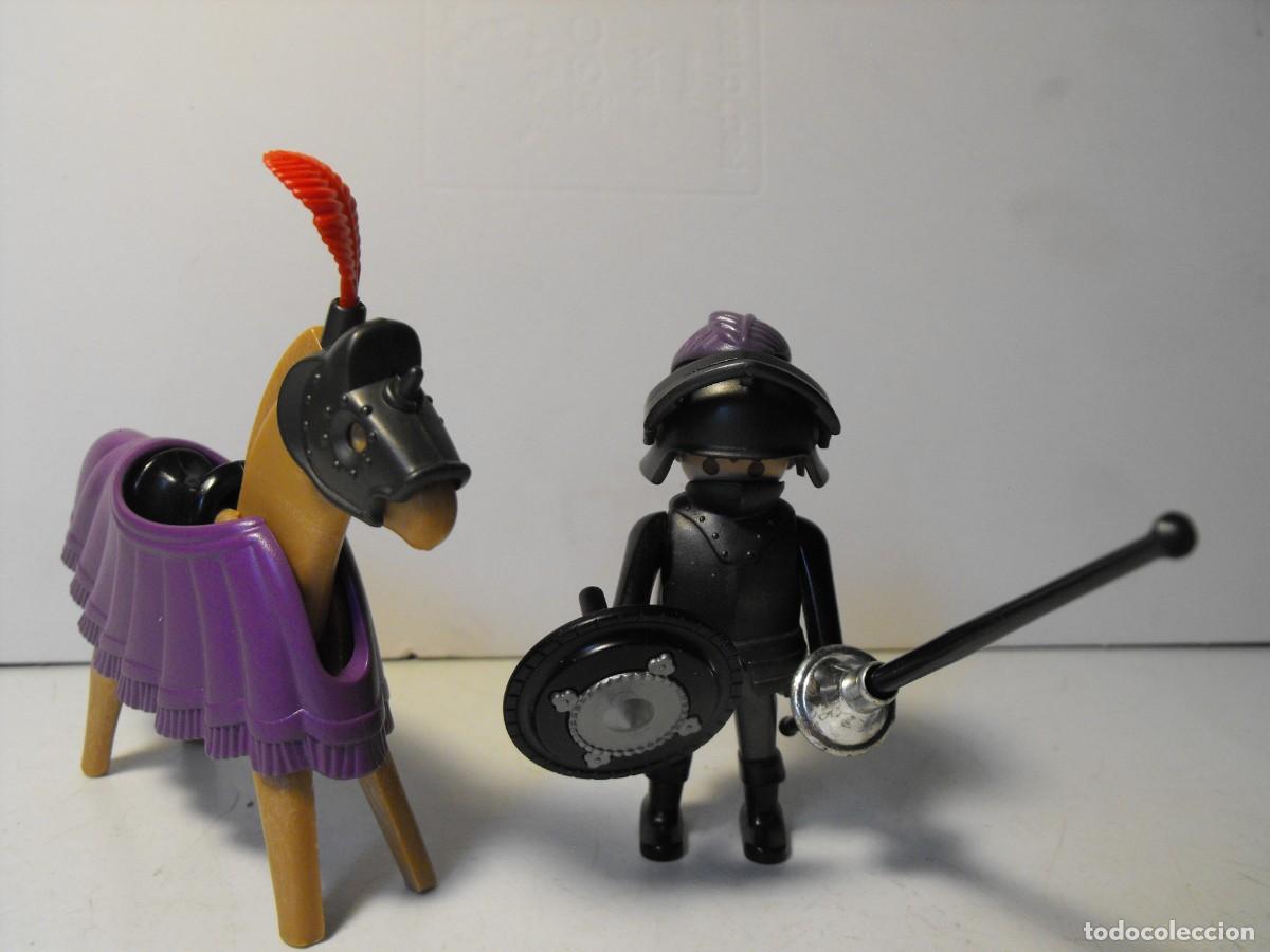 Playmobil: PLAYMOBIL. Figura de soldado, caballero medieval a caballo.