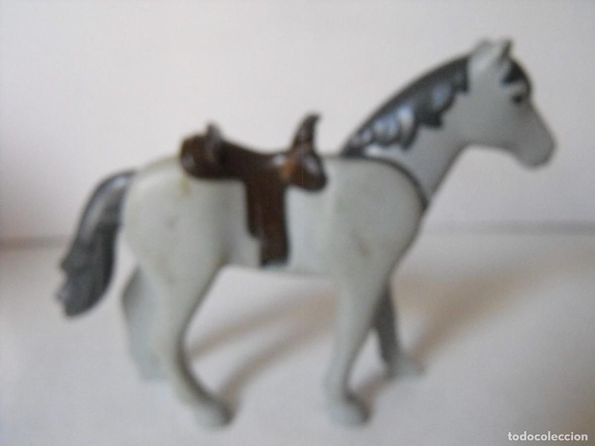 Playmobil: PLAYMOBIL. Figura de caballo con silla vaquera.