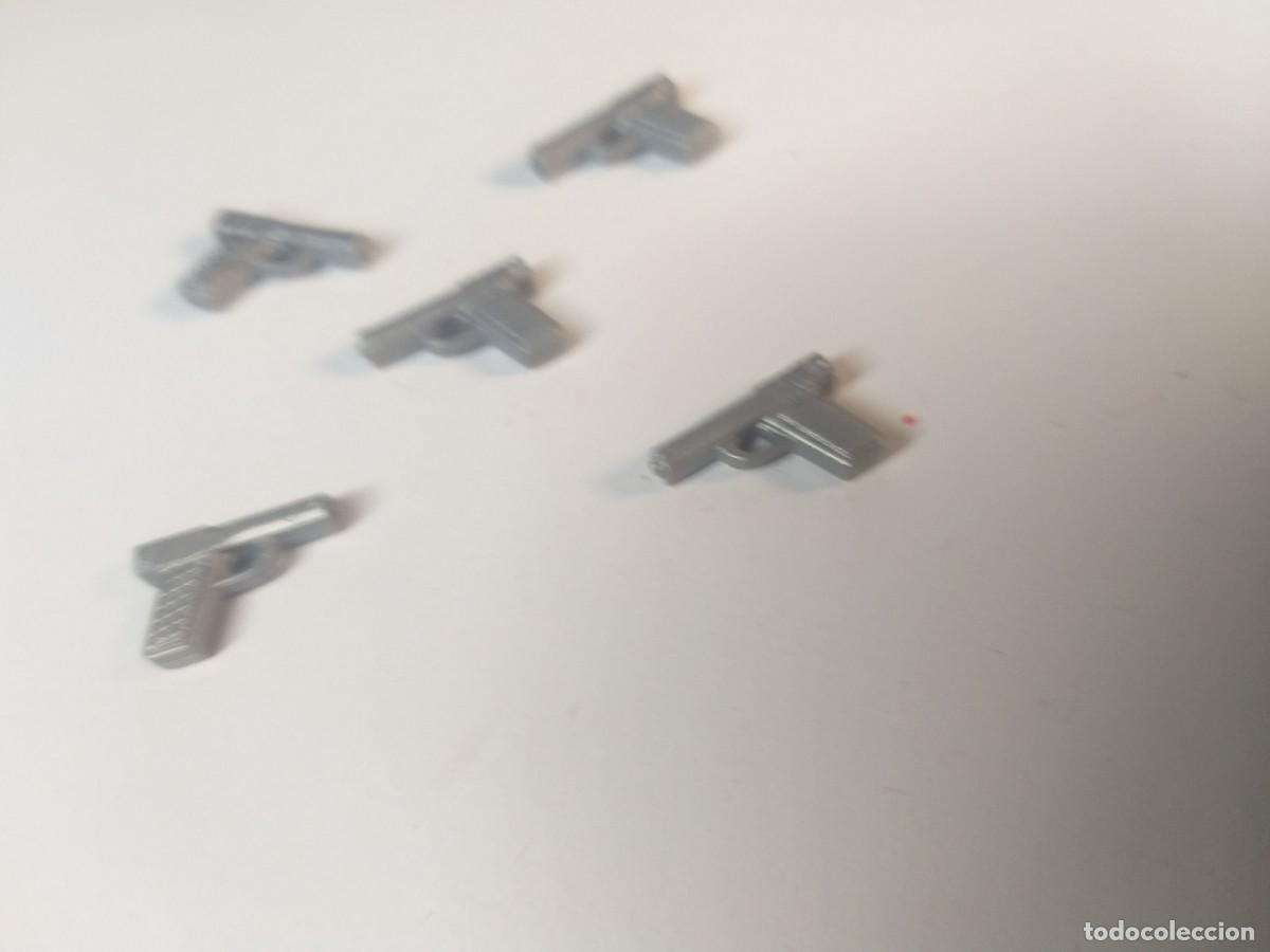 Playmobil: PLAYMOBIL - X 5 PISTOLAS PLATEADAS. - Foto 1