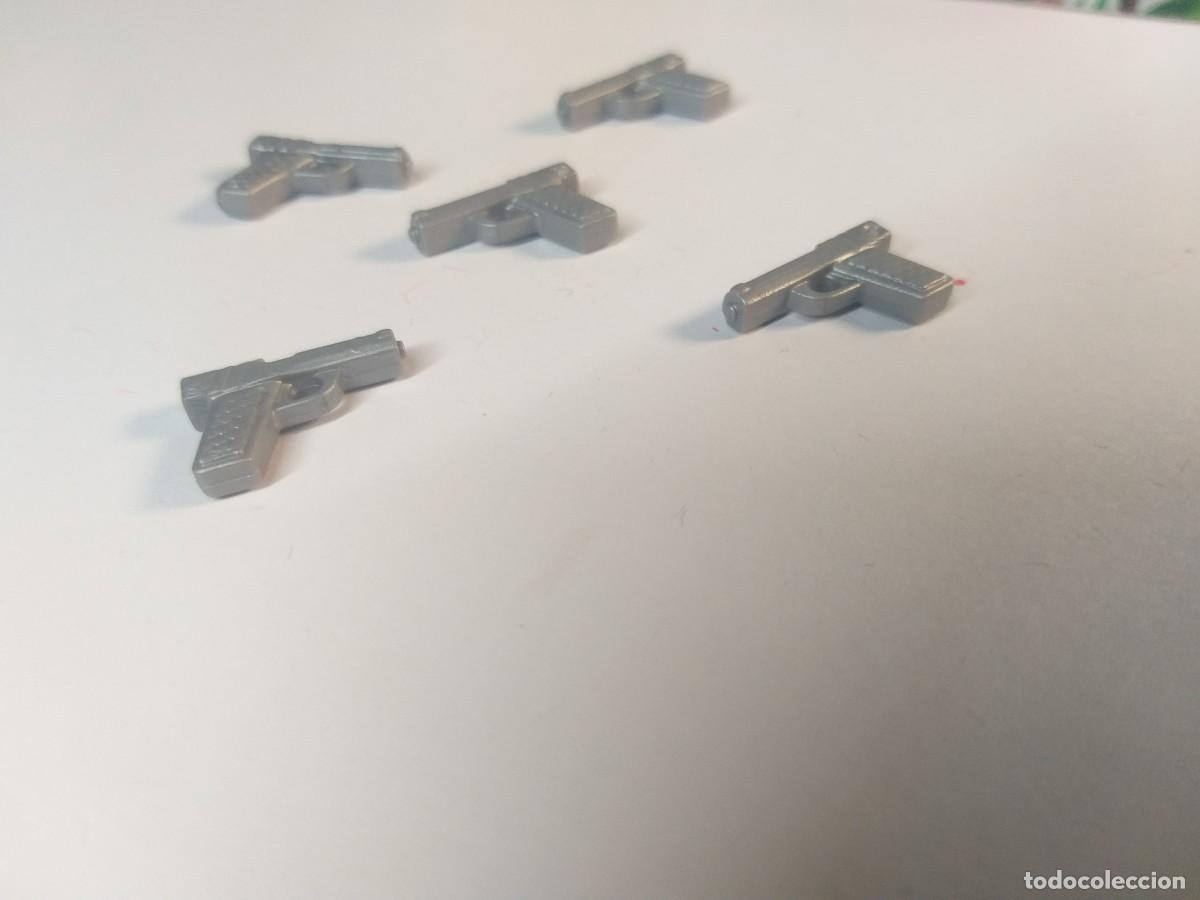 Playmobil: PLAYMOBIL - X 5 PISTOLAS PLATEADAS. - Foto 2