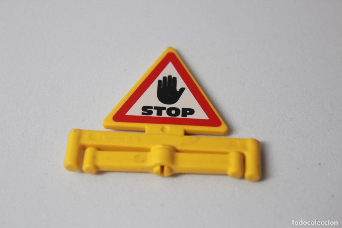 Playmobil: Accesorio Playmobil se&ntilde;al de obra STOP - Foto 2