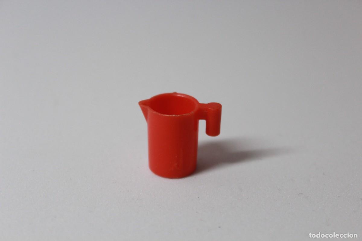 Playmobil: Accesorio Playmobil jarra roja - Foto 1