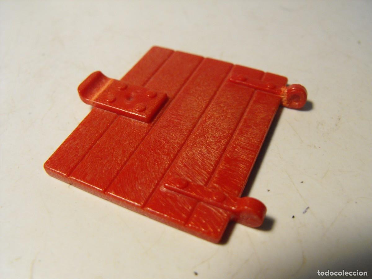 Playmobil: PLAYMOBIL. Puerta, trampilla. - Foto 1