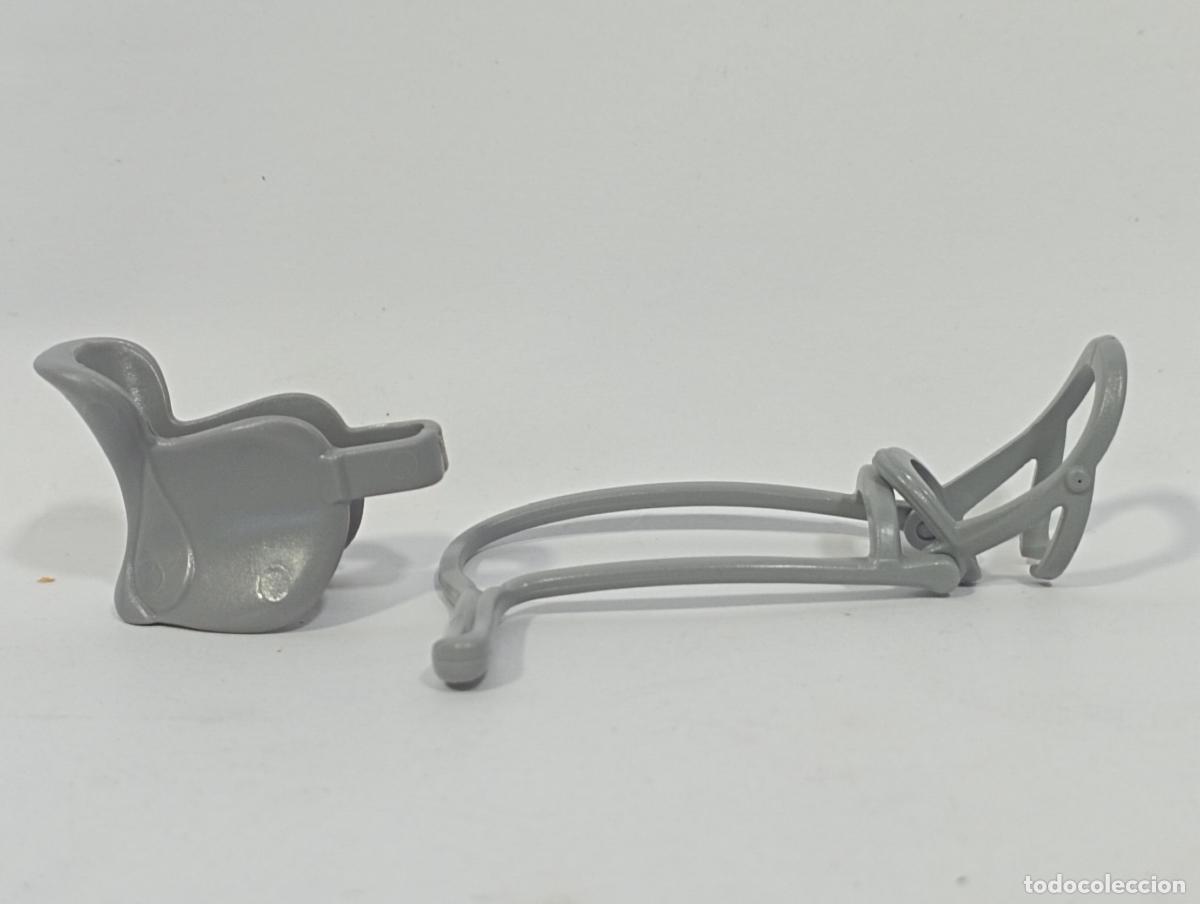 Playmobil: PLAYMOBIL RIENDAS MAS BOCADO Y SILLA CABALLOS ANIMALES OESTE MEDIEVAL---3&ordf; GENER--COLOR GRIS