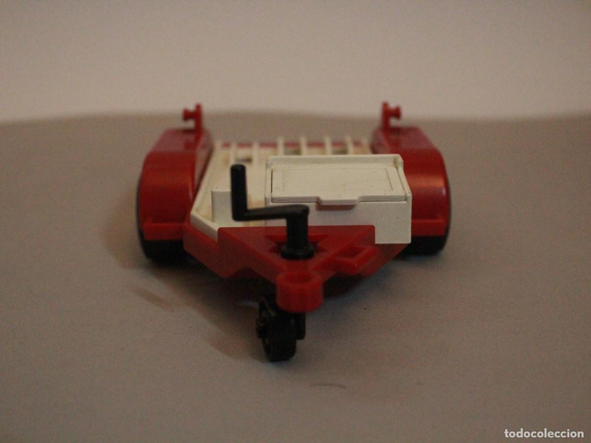 Playmobil: Playmobil remolque doble eje rojo y blanco - Foto 2