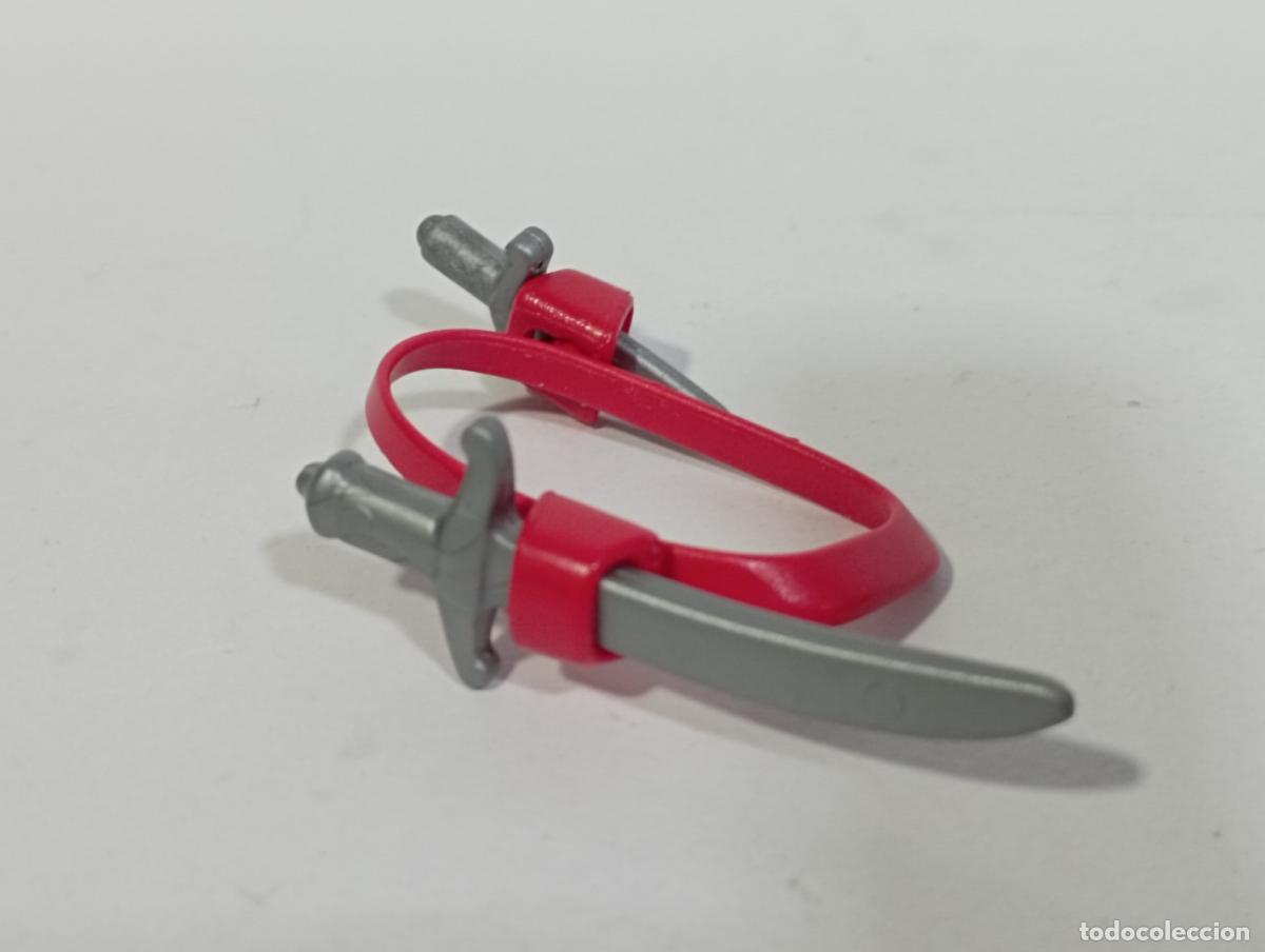 Playmobil: PLAYMOBIL CINTURON CON SOPORTE ESPADA Y PU&Ntilde;AL - Foto 1