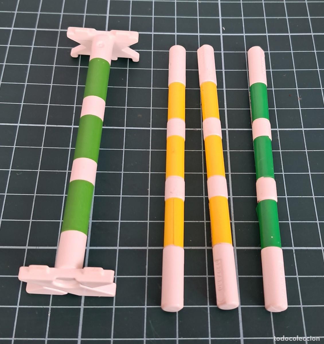 Playmobil: 4 obst&aacute;culos h&iacute;pica de playmobil. Caballos ponis granjas salto