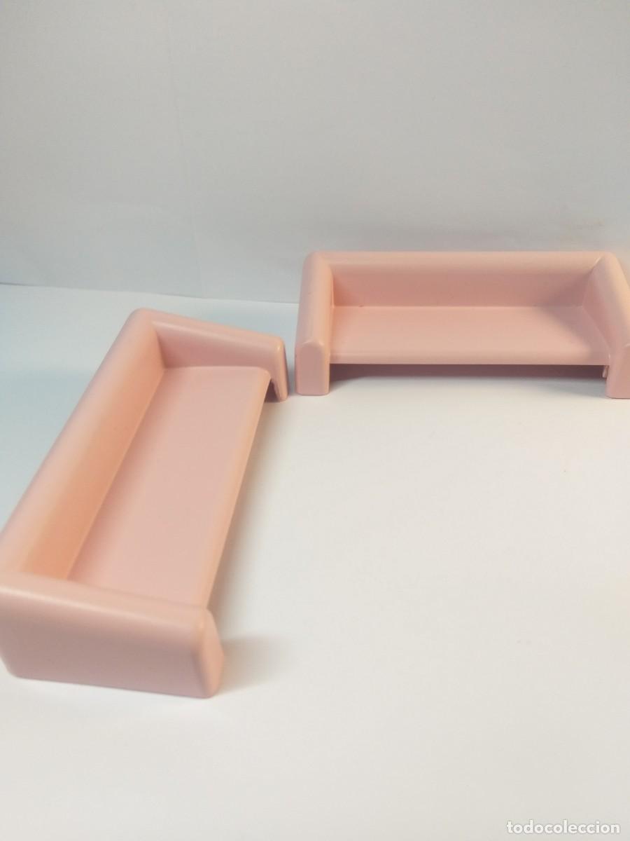 Playmobil: PLAYMOBIL - X2 SOFAS. - Foto 1