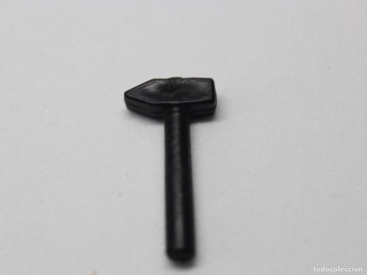 Playmobil: Accesorio Playmobil martillo negro compacto - Foto 1