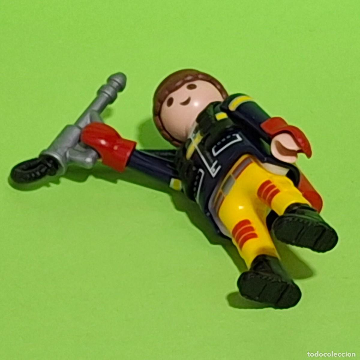 Playmobil: PLAYMOBIL FIGURA - BOMBERO - Foto 3