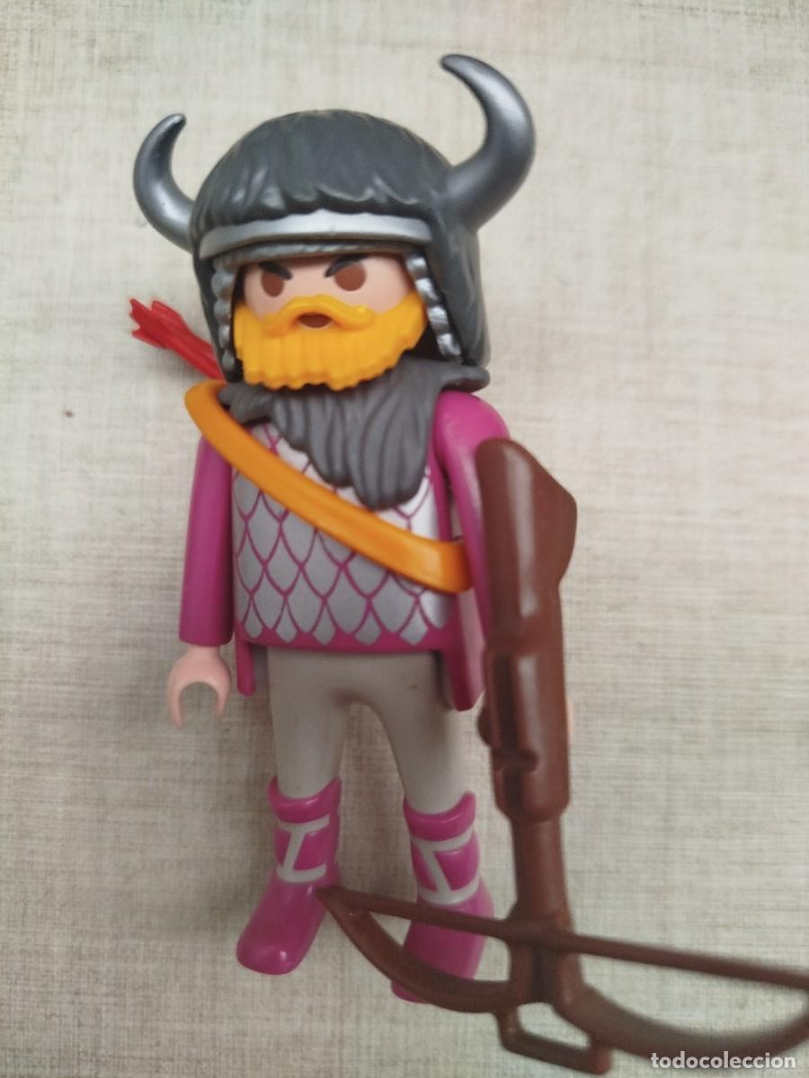 Playmobil: Playmobil ballestero barbaro - Foto 1