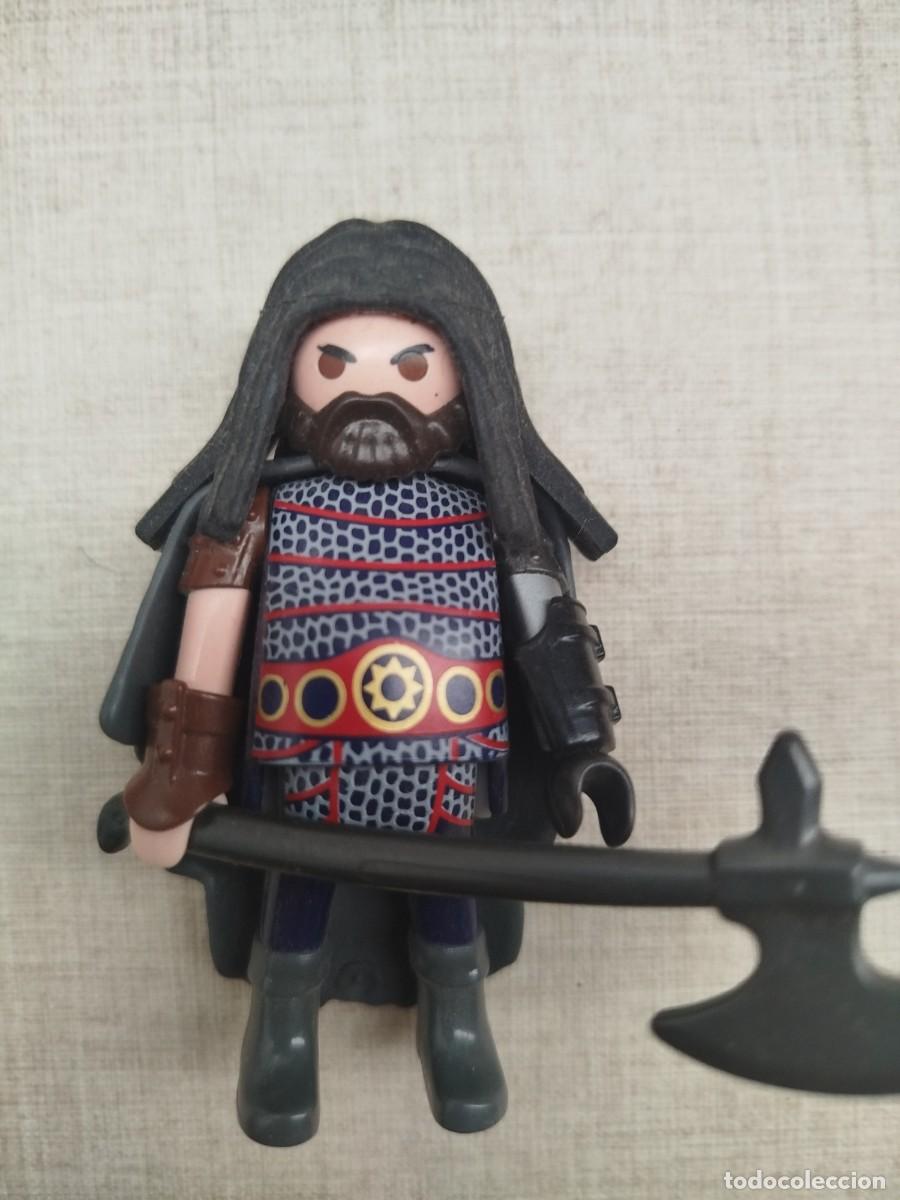 Playmobil: Playmobil b&aacute;rbaro con hacha - Foto 1