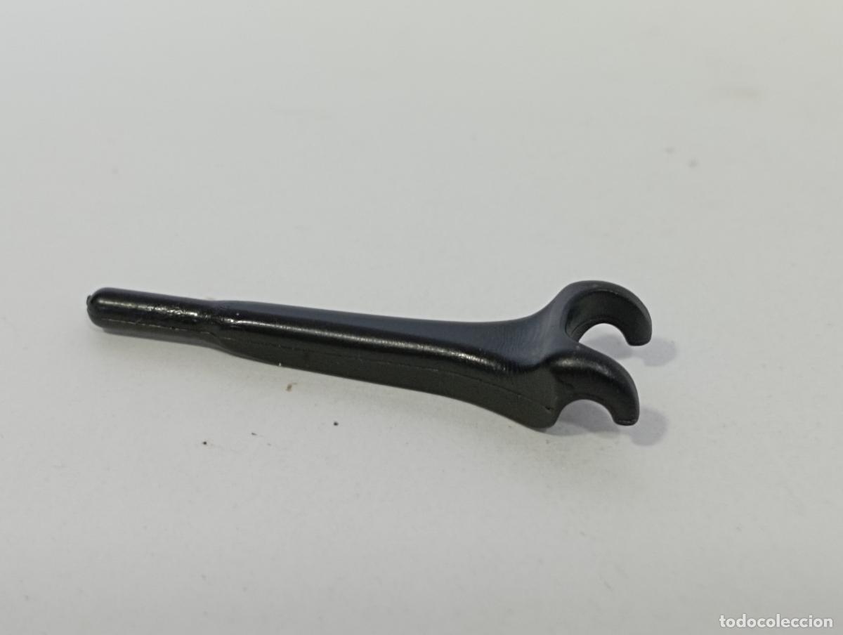 Playmobil: PLAYMOBIL LLAVE DE RUEDAS - Foto 1