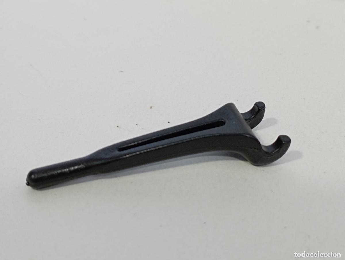 Playmobil: PLAYMOBIL LLAVE DE RUEDAS - Foto 2