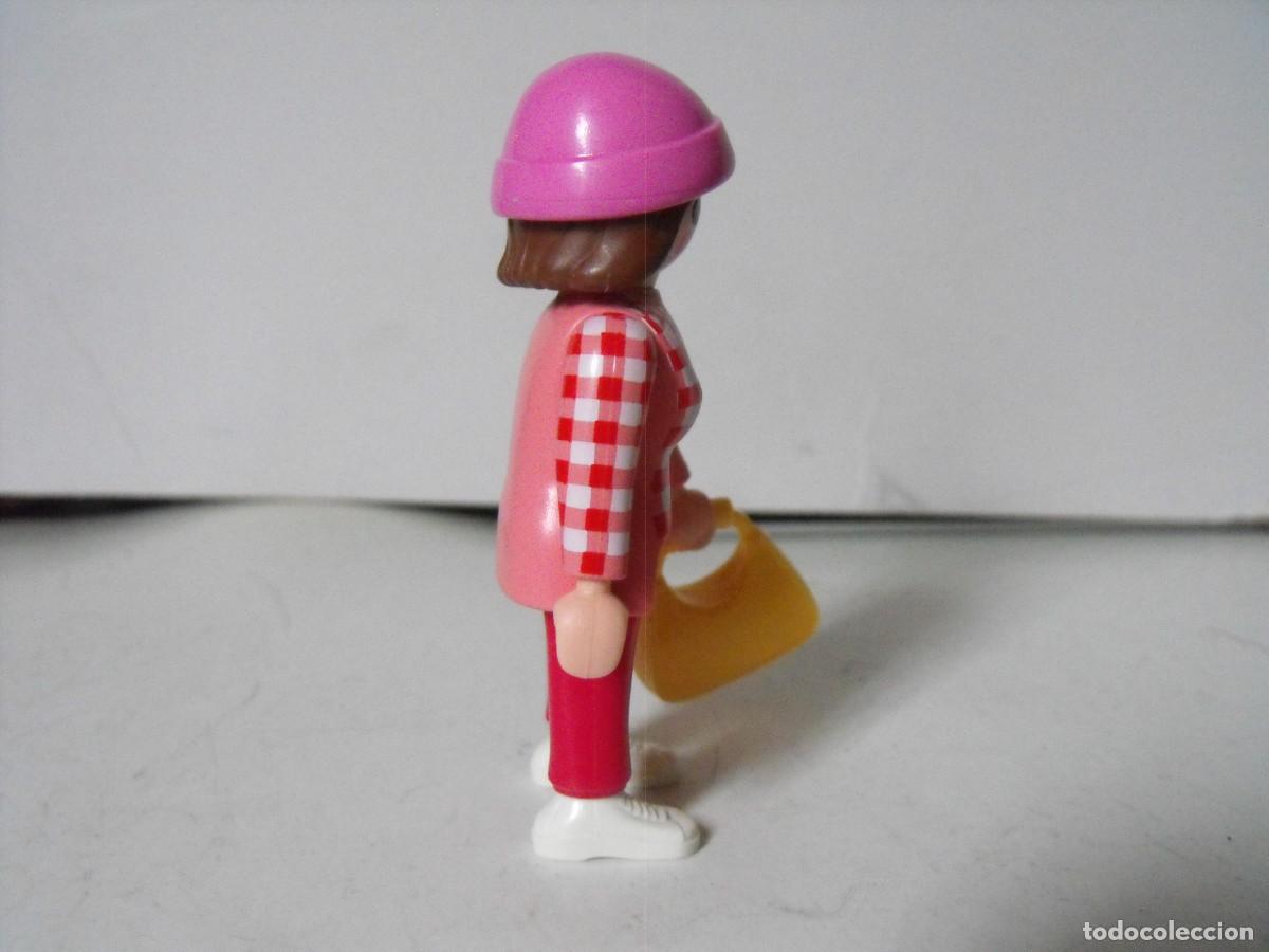 Playmobil: PLAYMOBIL. Figura de mujer. - Foto 2