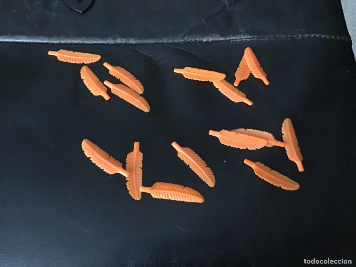 Playmobil: Playmobil plumas naranjas - Foto 1